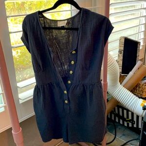 Universal thread romper